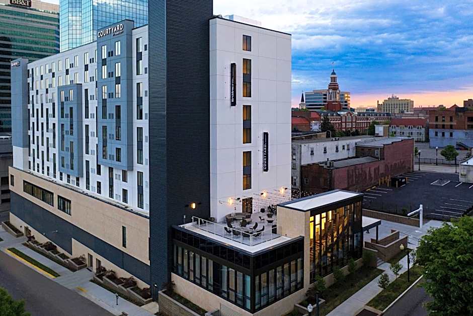 Courtyard by Marriott Knoxville Downtown