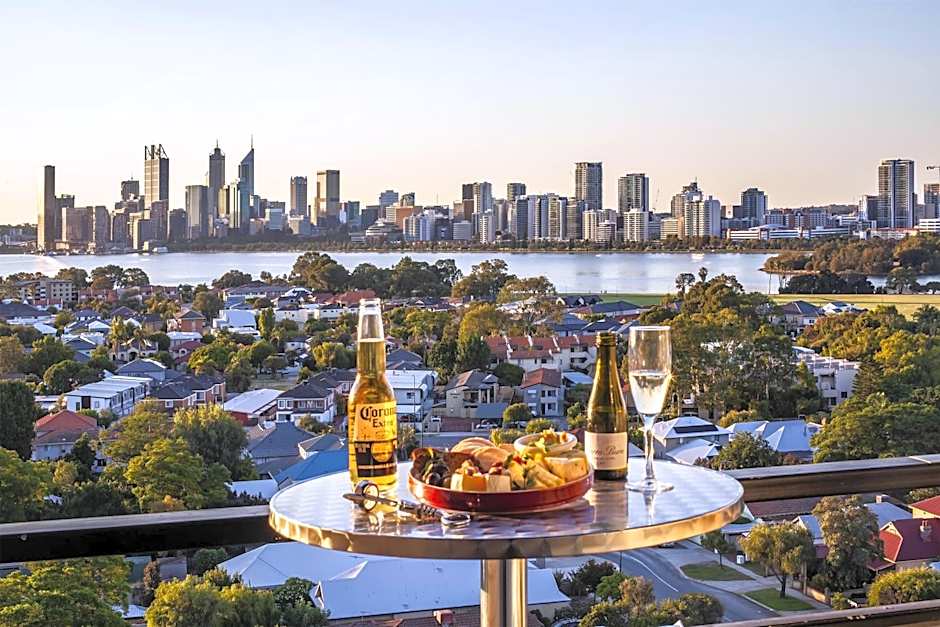 Metro Hotel Perth