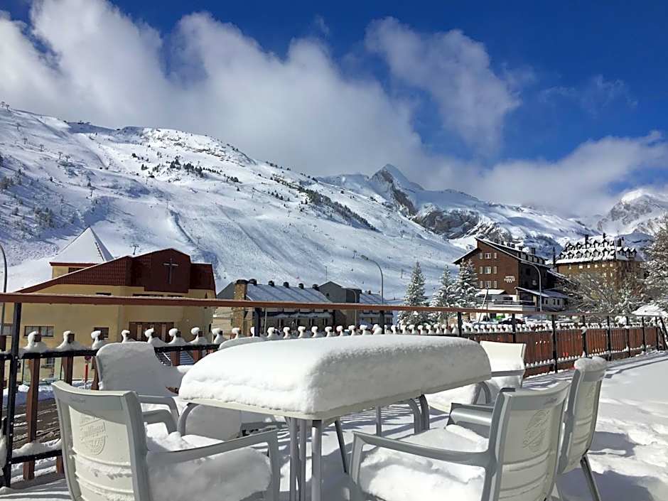 Hotel Edelweiss Candanchú