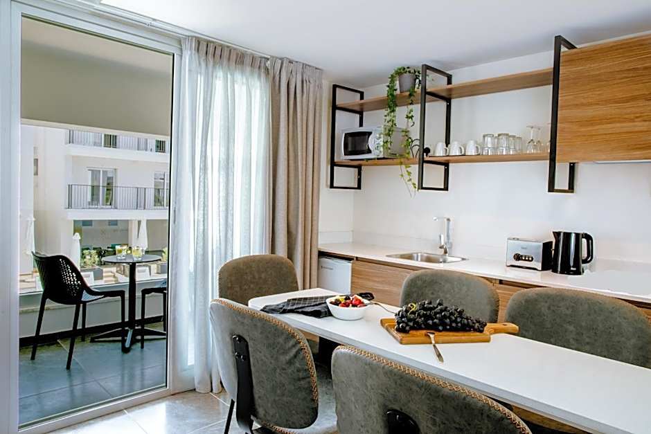 Cosmo Napa Boutique Hotel