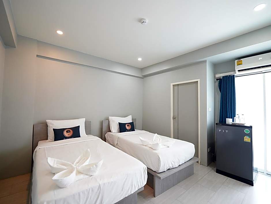 RoomQuest Bangkok Don Mueang Airport