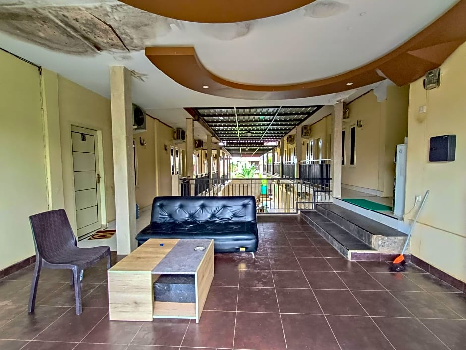 RedDoorz @ Al Muhajir Homestay Kendari