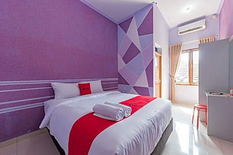 RedDoorz Syariah @ Jalan Siliwangi Tasikmalaya