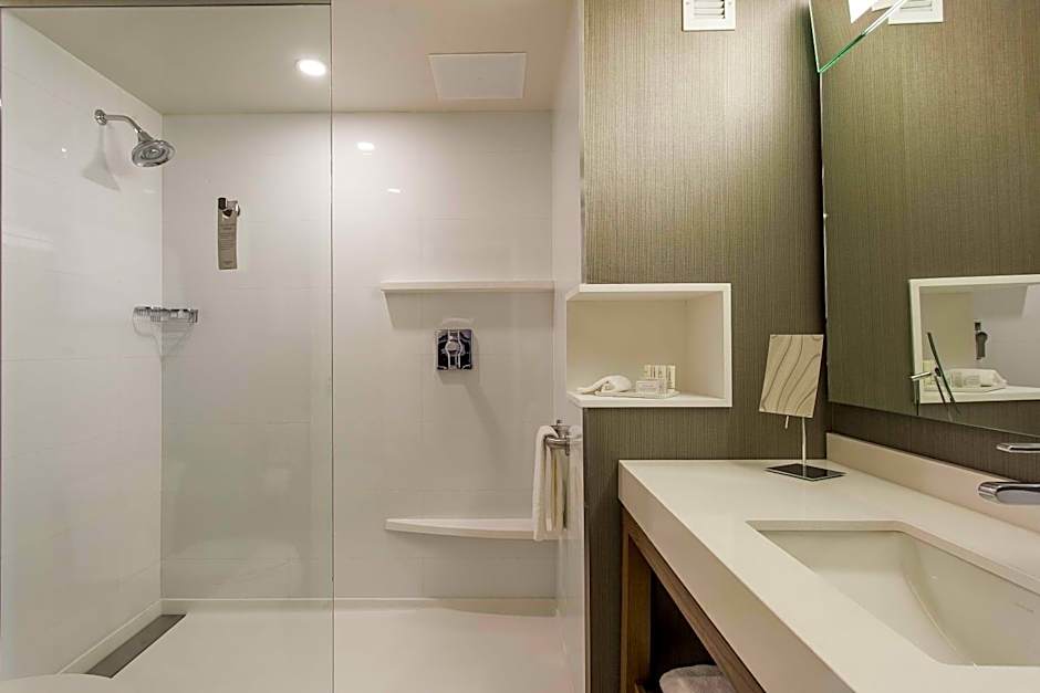 Courtyard by Marriott Montreal West Island/Baie D'Urfe