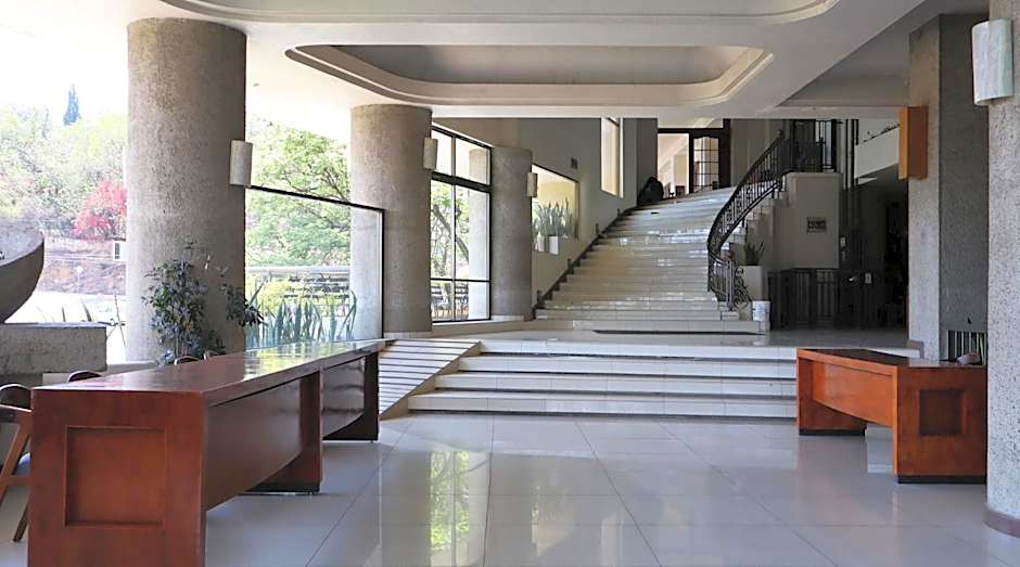 Hotel Fortin Plaza