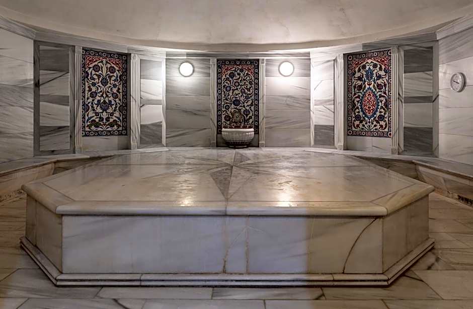 Grand Tien Shan Hotel