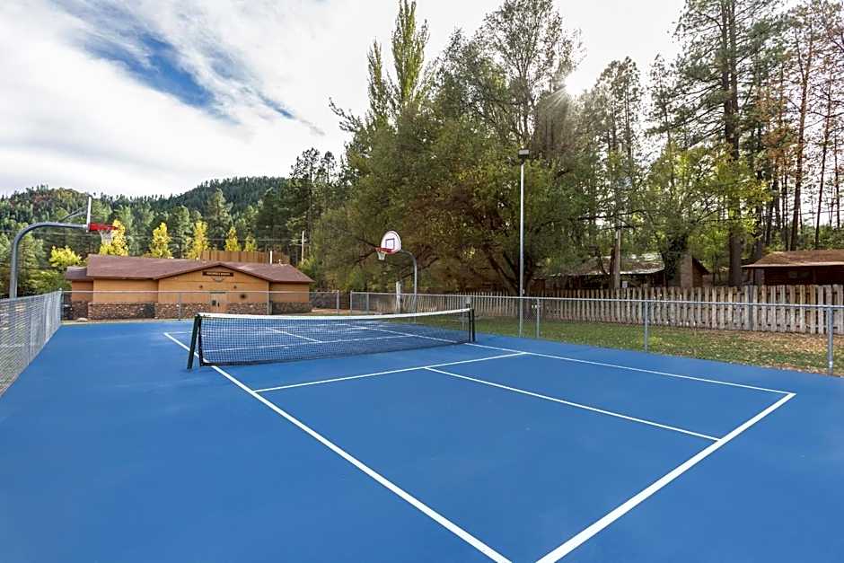 Kohl's Ranch Lodge