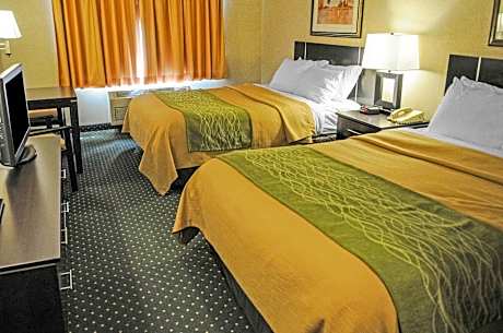 Queen Room with Two Queen Beds - Smoking