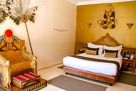 Theme Suite with Pool View