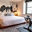 The Wayfarer Downtown LA, Tapestry Collection by Hilton
