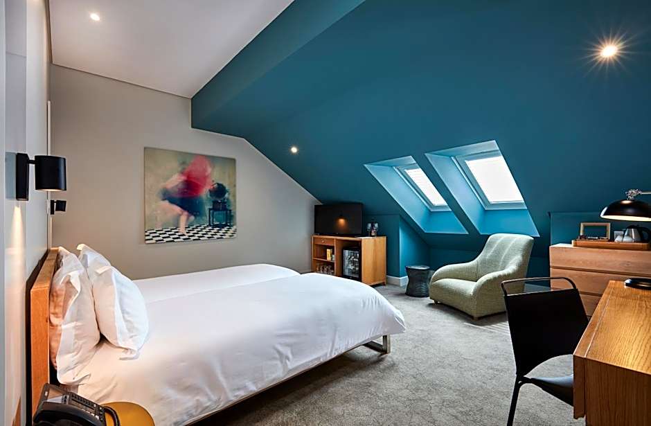 Photo 1 of 12 of Loft
