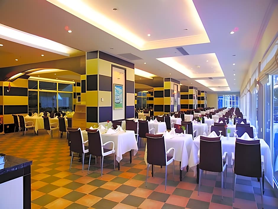 Rox Resort Hotel