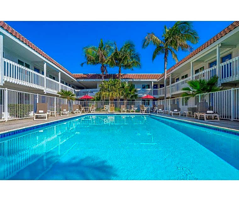 Studio 6 Suites Carpinteria, CA Santa Barbara South