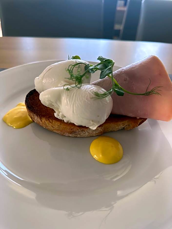 Clarence House Hotel