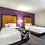 La Quinta Inn & Suites by Wyndham Cleveland - Airport North