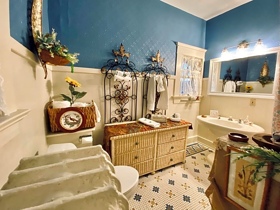 The Abriendo Inn