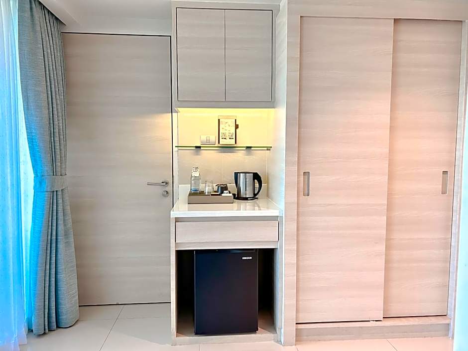 Centara Sonrisa Residences & Suites Sriracha