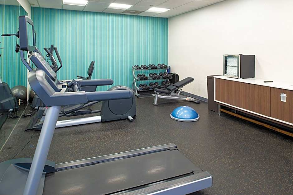 Holiday Inn Express & Suites Los Angeles Downtown West By IHG