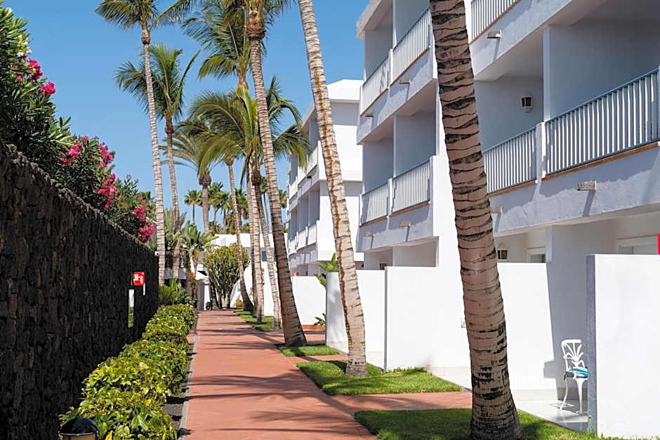 Plus Fariones Apartamentos