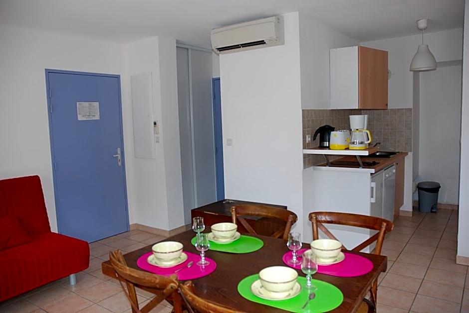 UZES APPART HOTEL Résidence Le Mas des Oliviers
