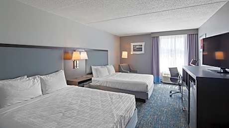 Executive Queen Room with Two Queen Beds - Non-Smoking