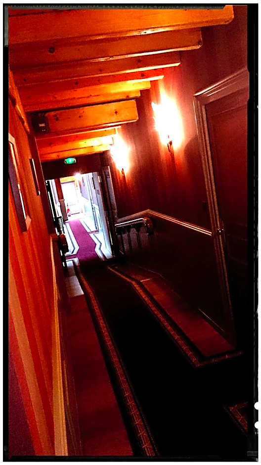 Les Ecuries de la Tour