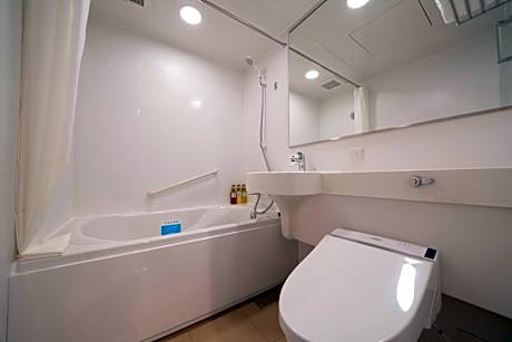 Twin Room - Non-Smoking