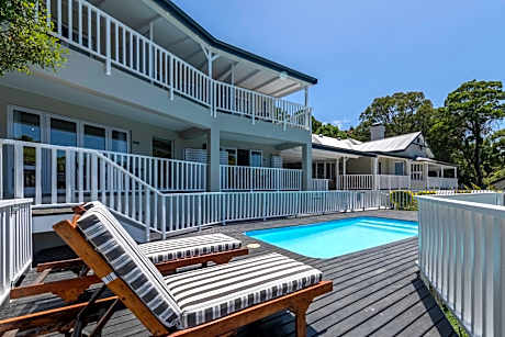 Hide-Away Guest House