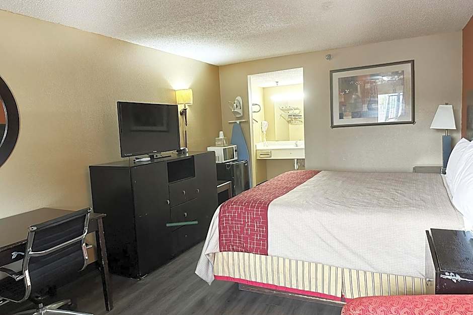 Garden Inn & Suites