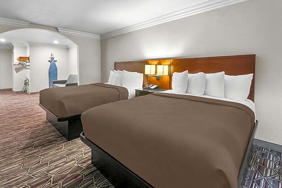 SureStay Plus by Best Western Benbrook Fort Worth