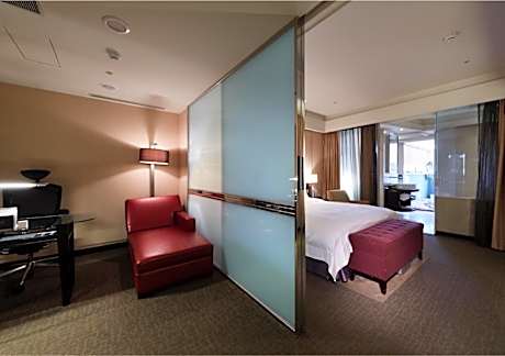 Eagle Suite