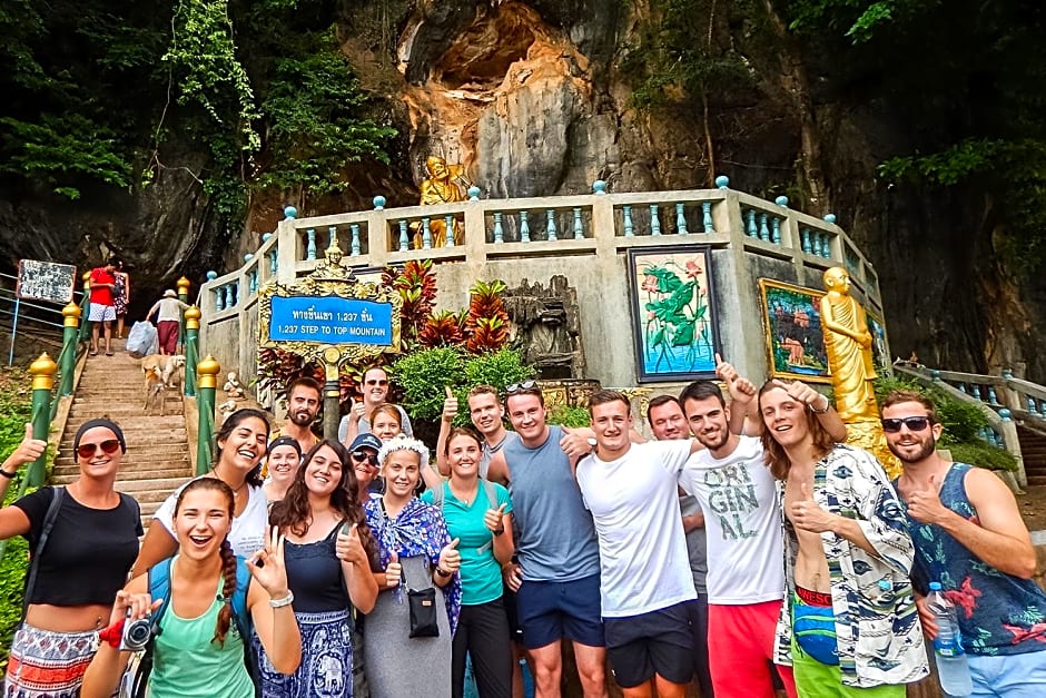 Balcony Party Hostel Ao Nang Beachfront Adult Only
