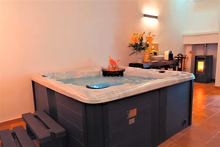 Alchimia Luxury Suites