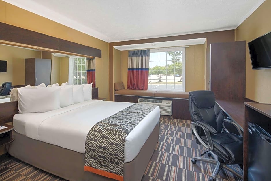 Microtel Inn & Suites by Wyndham Columbia Two Notch Rd Area