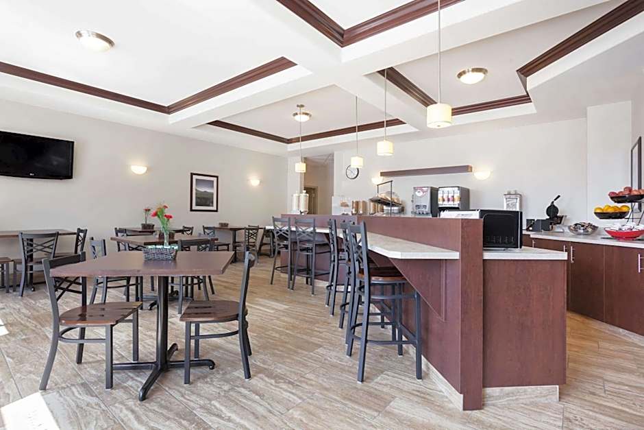 Ramada by Wyndham Creston