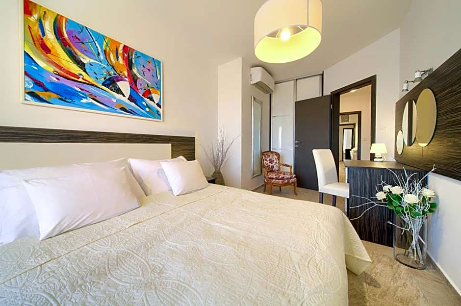 Villa Miracle 1 with heated pool