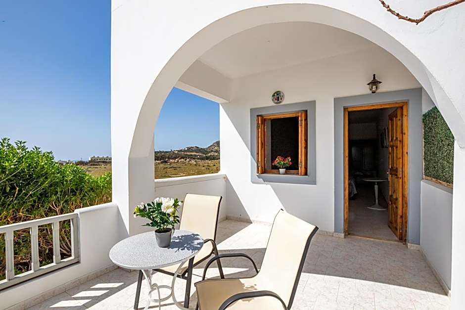 Perama Hotel, Karpathos