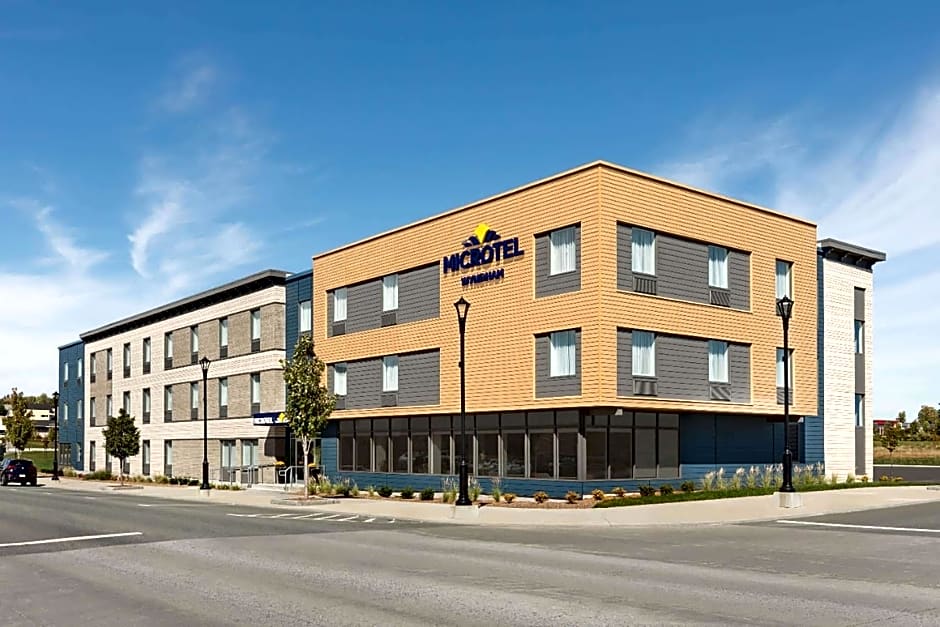 Microtel Inn & Suites by Wyndham Lachute