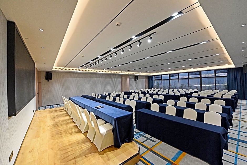 Echarm Hotel Luoyang Yiyang