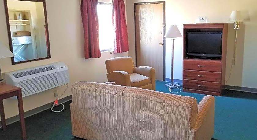 Americas Best Value Inn St. Louis South