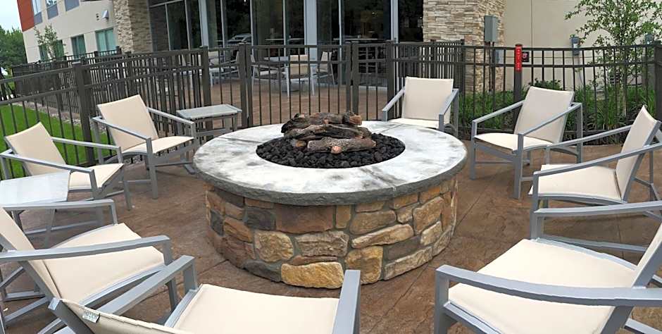 Holiday Inn Express & Suites Oswego By IHG