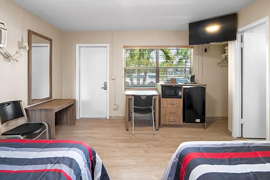 Tamiami Motel