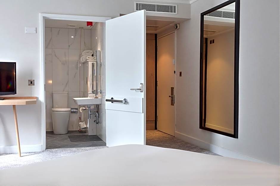 DoubleTree by Hilton London Elstree