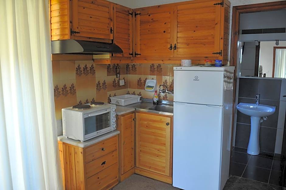 Chaliotis Apartments