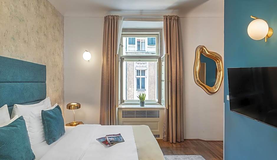 Golden Angel Suites by Adrez