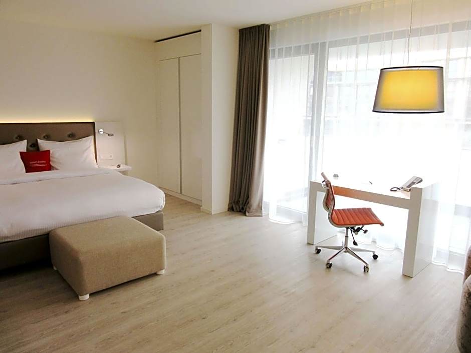 elaya hotel kleve, ehemals The Rilano Hotel Cleve City