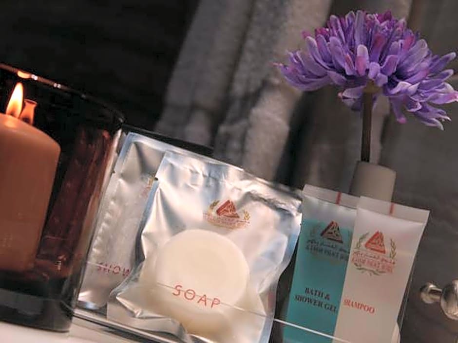 Al Fanar Palace Hotel and Suites