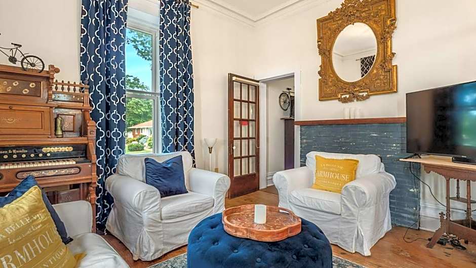 The Woodbridge House