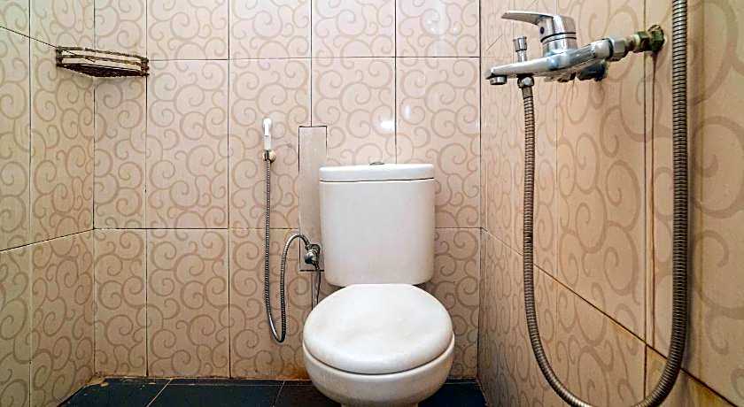 RedDoorz @ Jalan Bukit Keminting