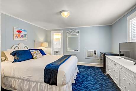 Standard Queen Room